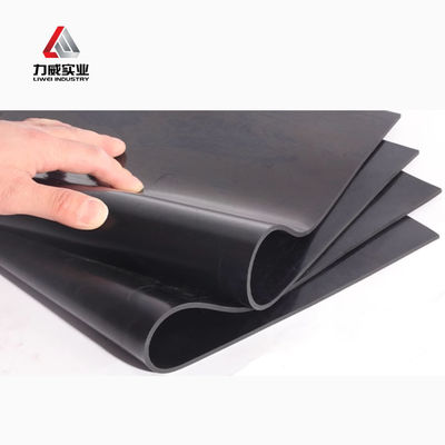 ดิงคิง ทนทานการสวมน้ํามัน ทนทานการสลิด อุตสาหกรรม นุ่ม Epdm ใบยางไนทรีล ดํา
